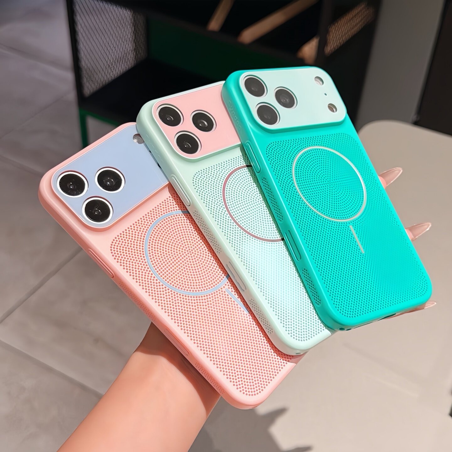 Capa de telefone com malha de  - Heat Dissipation Mesh Breathable Case avaliação e preço